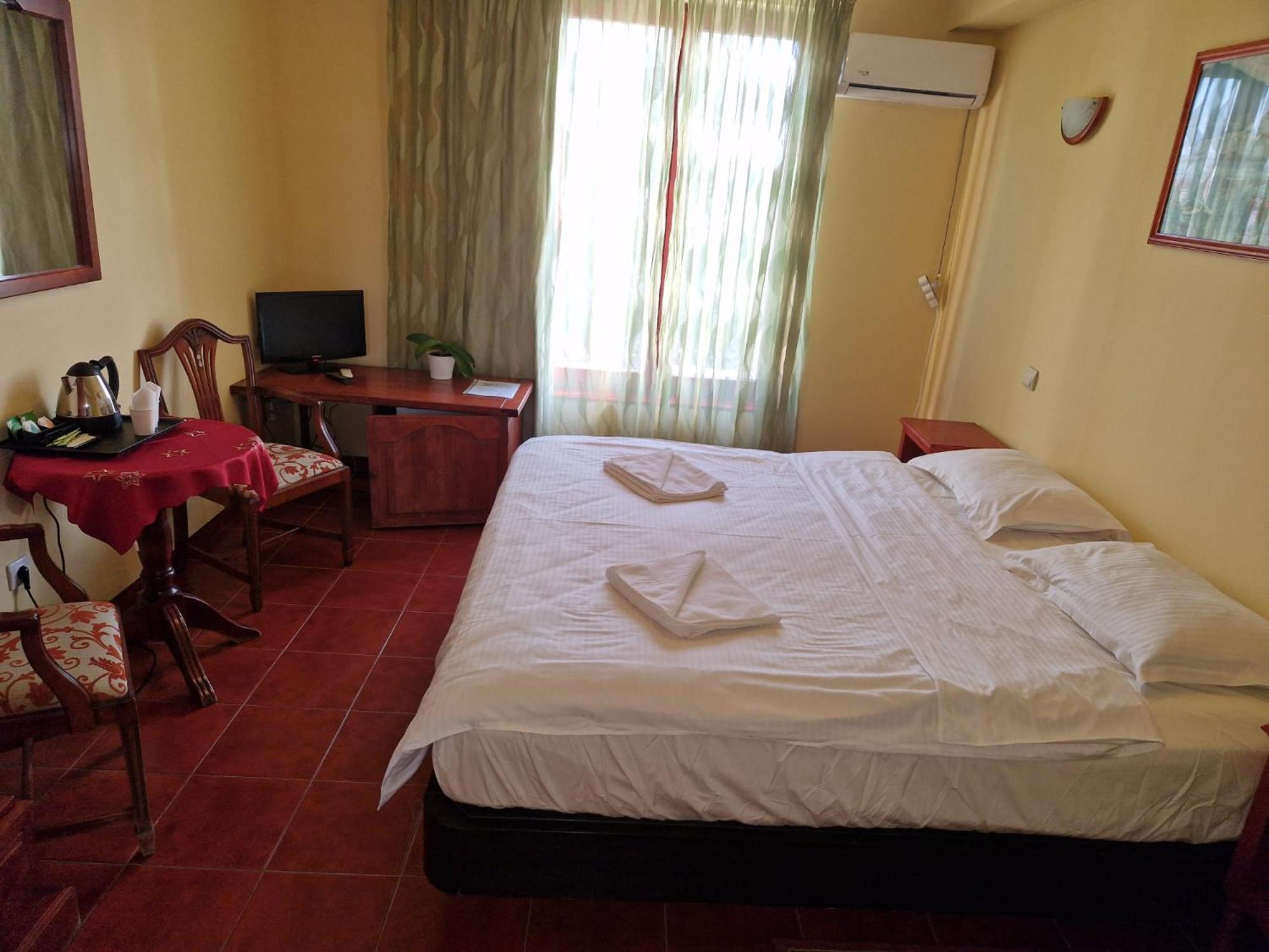 Hotel Francesca Τιμισοάρα Εξωτερικό φωτογραφία