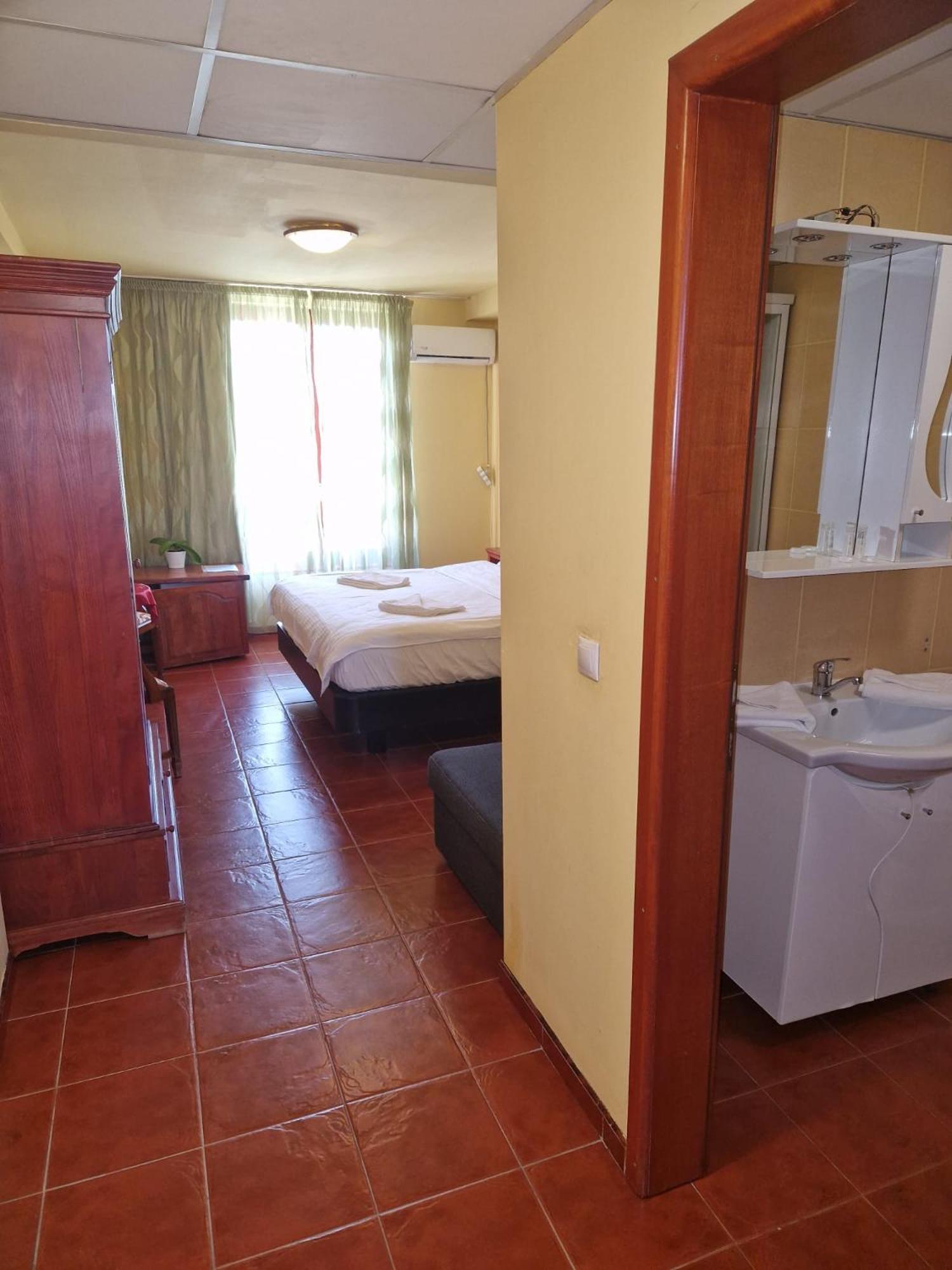 Hotel Francesca Τιμισοάρα Εξωτερικό φωτογραφία